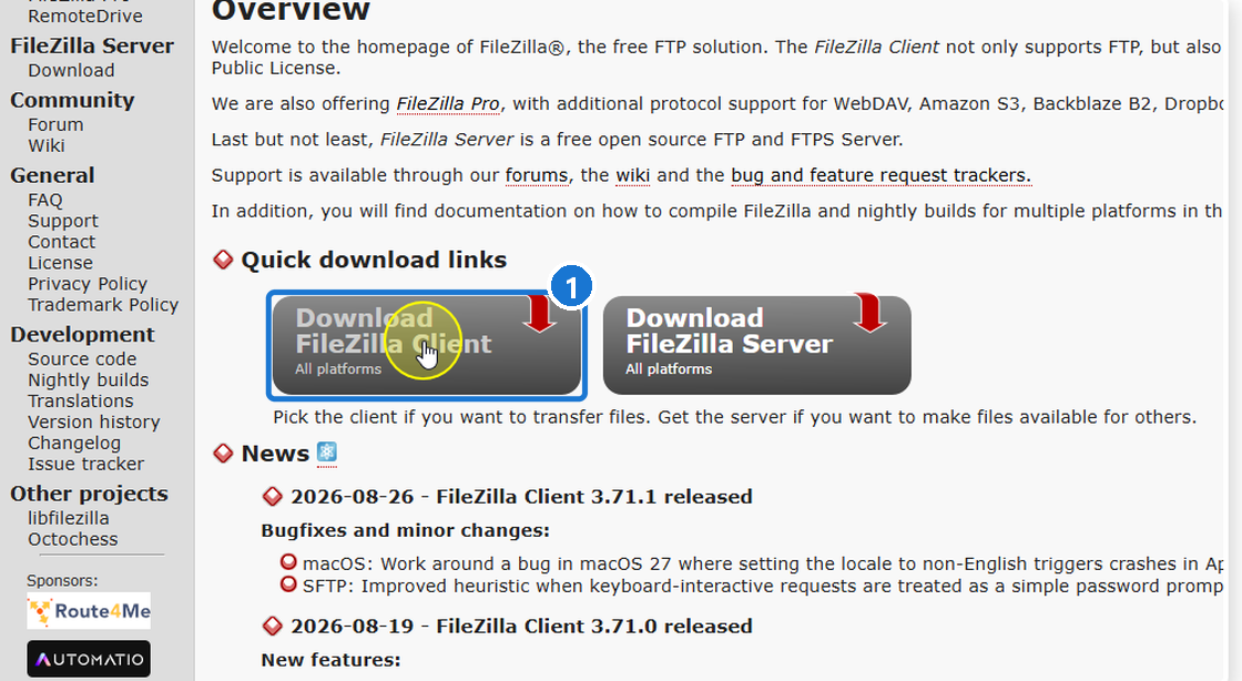 파일질라 공식 홈페이지의 Quick download links. 왼쪽 Download FileZilla Client 버튼을 누른다